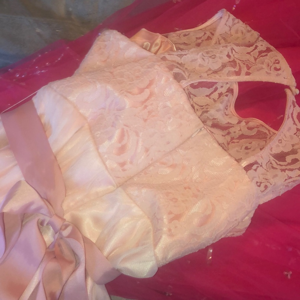 PINK DRESS - Picture 4 of 5